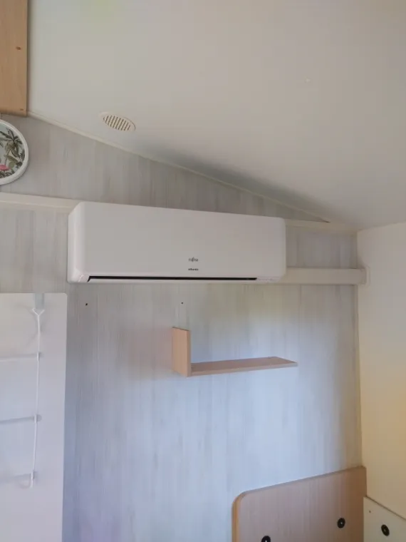 Installation mono split pour un mobile home à ETAPLES, Rang-du-Fliers, C2L Pompe à Chaleur et Climatisation
