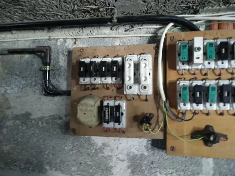 Changement d'un tableau de protection électrique, Rang-du-Fliers, C2L Pompe à Chaleur et Climatisation