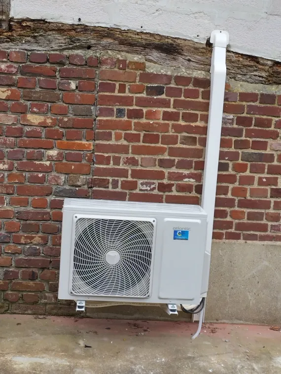 installation et mise en service d'un mono-split à ALLONNE , Rang-du-Fliers, C2L Pompe à Chaleur et Climatisation