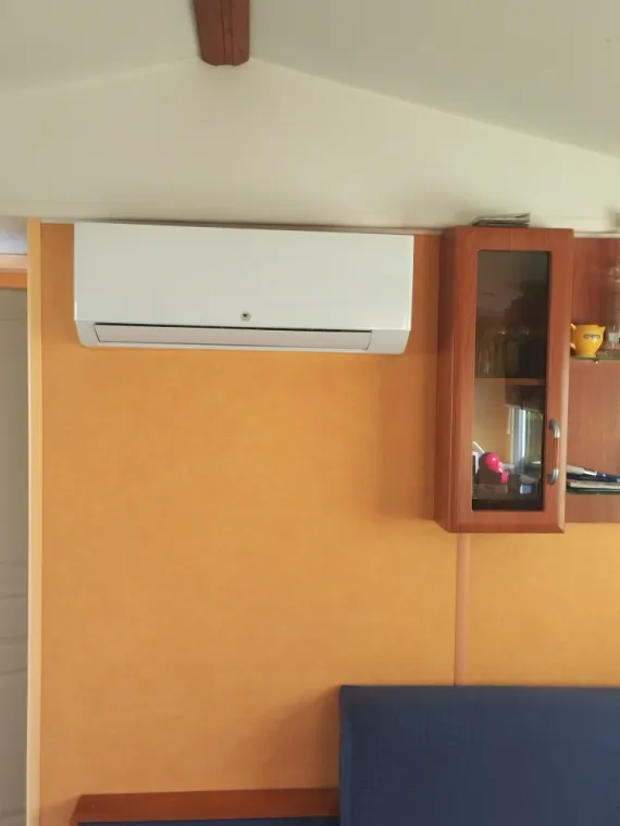 Installation et mise en service d'une climatisation réversible sur un mobile-home à BERCK-SUR-MER, Rang-du-Fliers, C2L Pompe à Chaleur et Climatisation