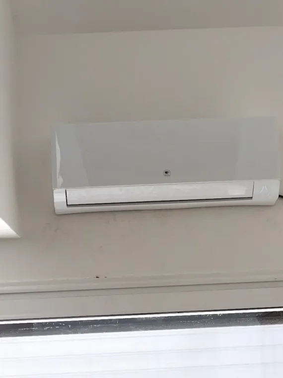 Remplacement d'une climatisation réversible à RUE , Rang-du-Fliers, C2L Pompe à Chaleur et Climatisation