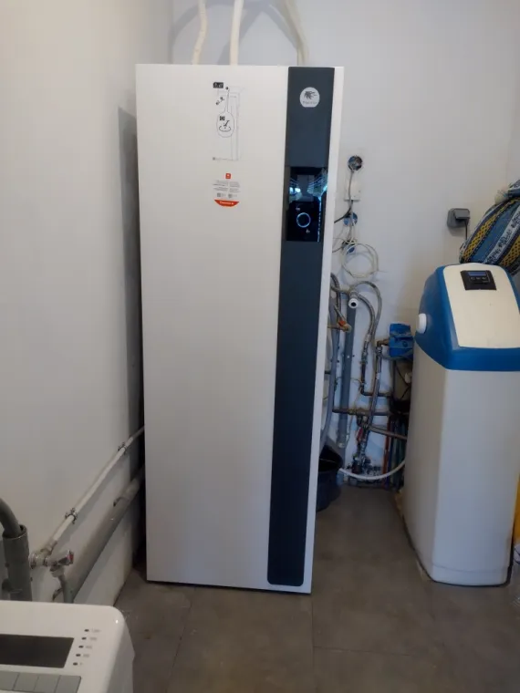 Installation et mise en service d'une pompe à chaleur air eau THERMOR AEROLIA 2 à SORRUS, Rang-du-Fliers, C2L Pompe à Chaleur et Climatisation