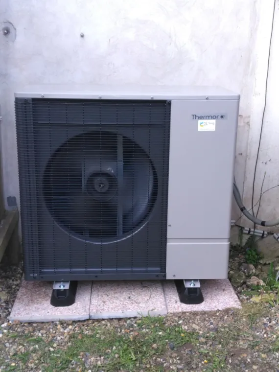 Installation et mise en service d'une pompe à chaleur air/eau THERMOR Aérolia 2 à MERLIMONT, Rang-du-Fliers, C2L Pompe à Chaleur et Climatisation