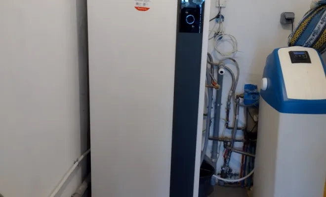 Installation et mise en service d'une pompe à chaleur air eau THERMOR AEROLIA 2 à SORRUS, Rang-du-Fliers, C2L Pompe à Chaleur et Climatisation